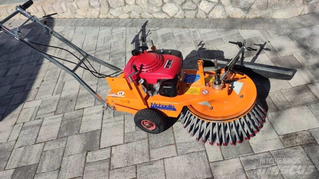 Michaelis KM 12 SV Cestni pometači