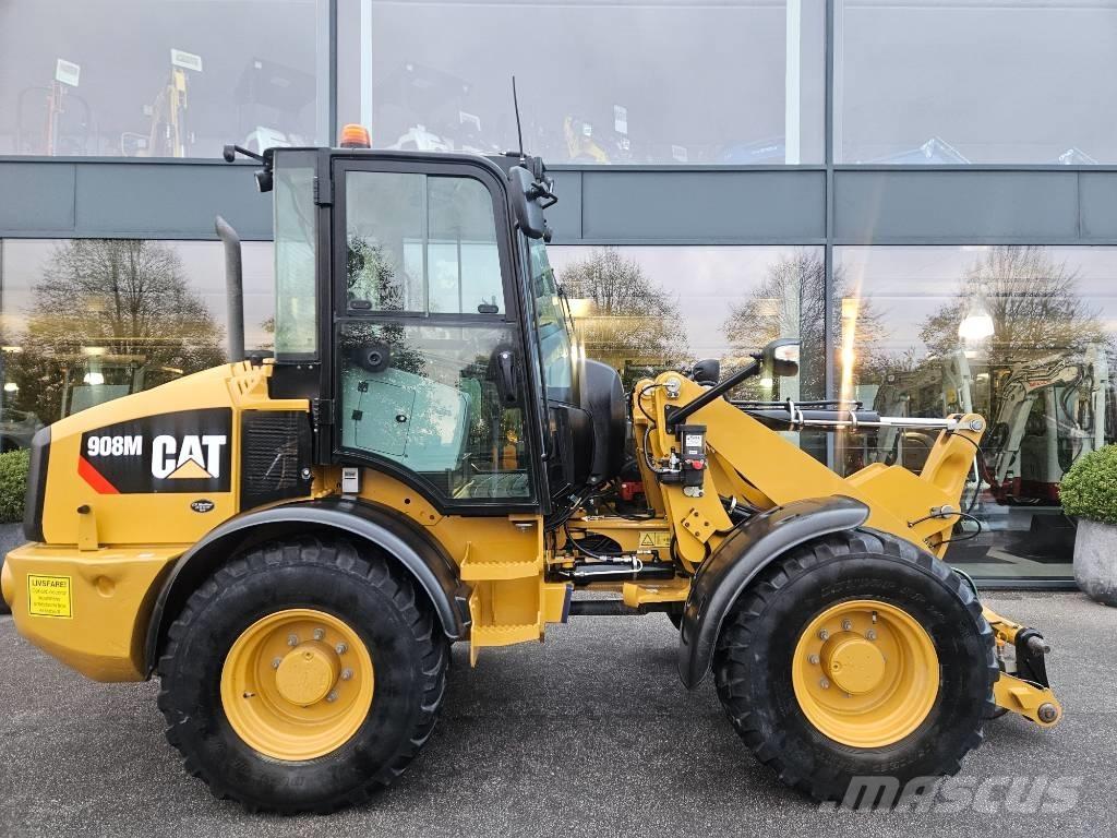 CAT 908m Kolesni nakladalci