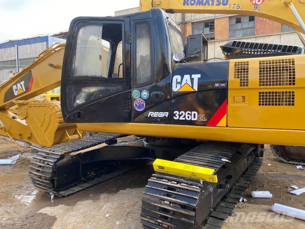 CAT 326d2l Bagri goseničarji