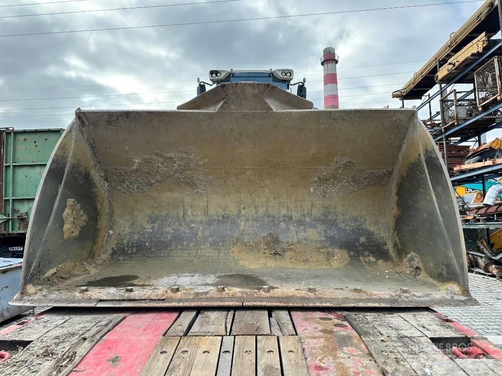 Liebherr L 566 Kolesni nakladalci