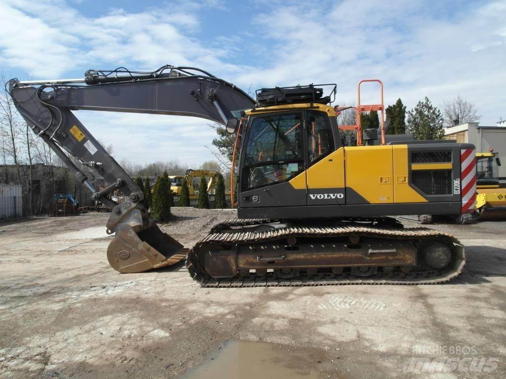 Volvo EC 220 EL Bagri goseničarji