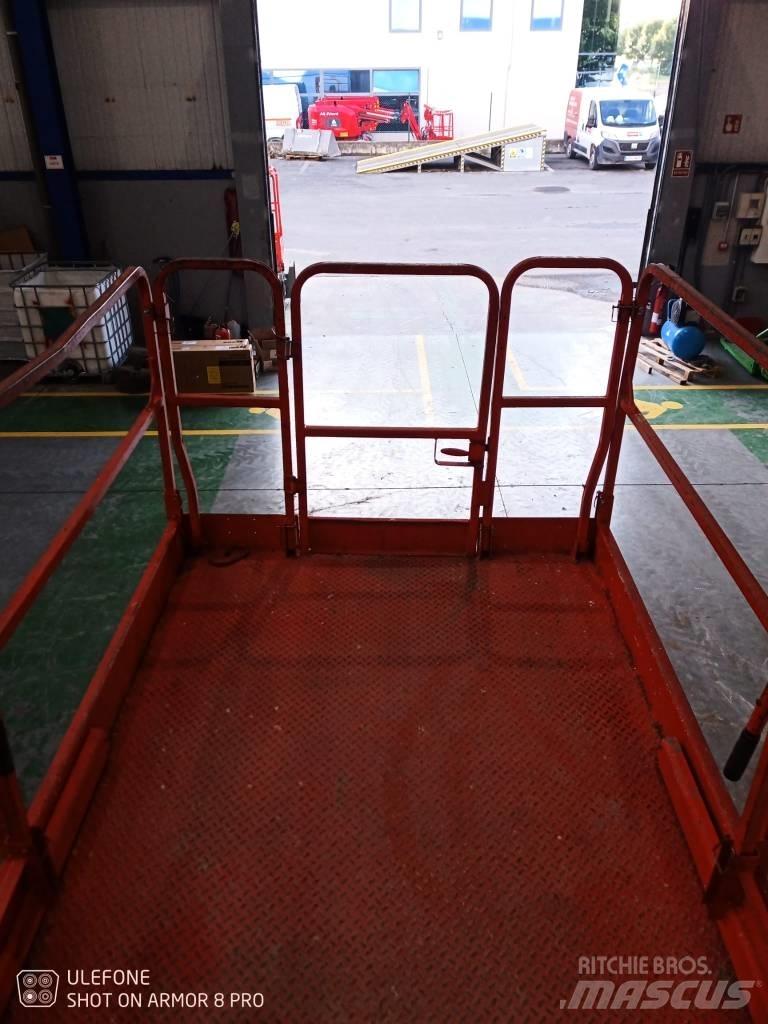 JLG 3369 LE Škarjaste dvižne ploščadi