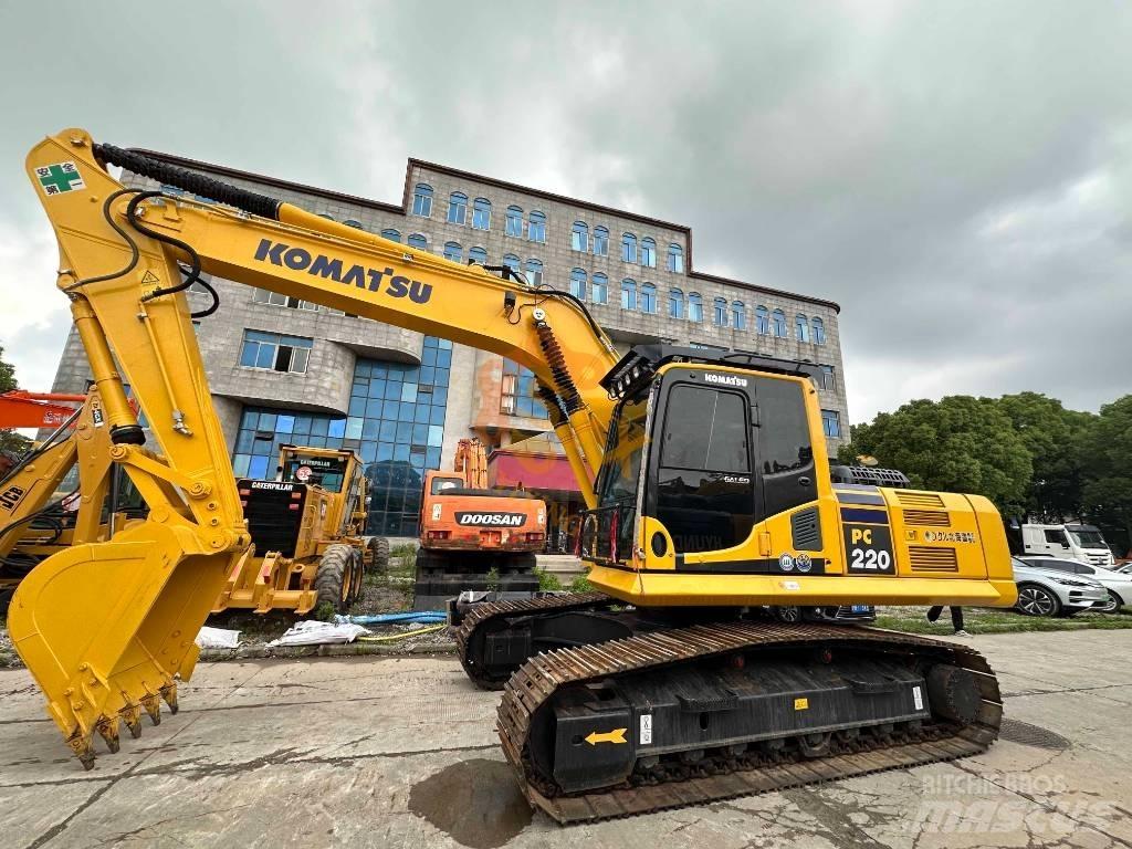 Komatsu PC 220 Bagri goseničarji