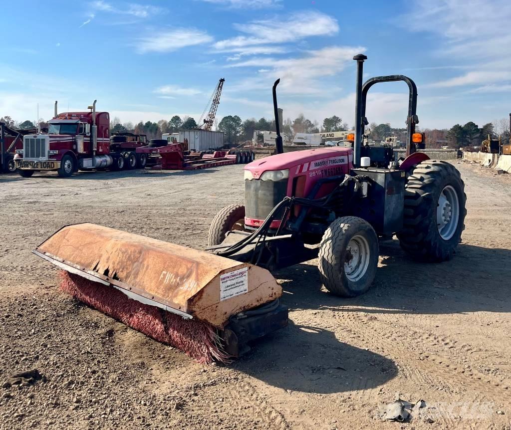 Massey Ferguson 2615 Traktorji