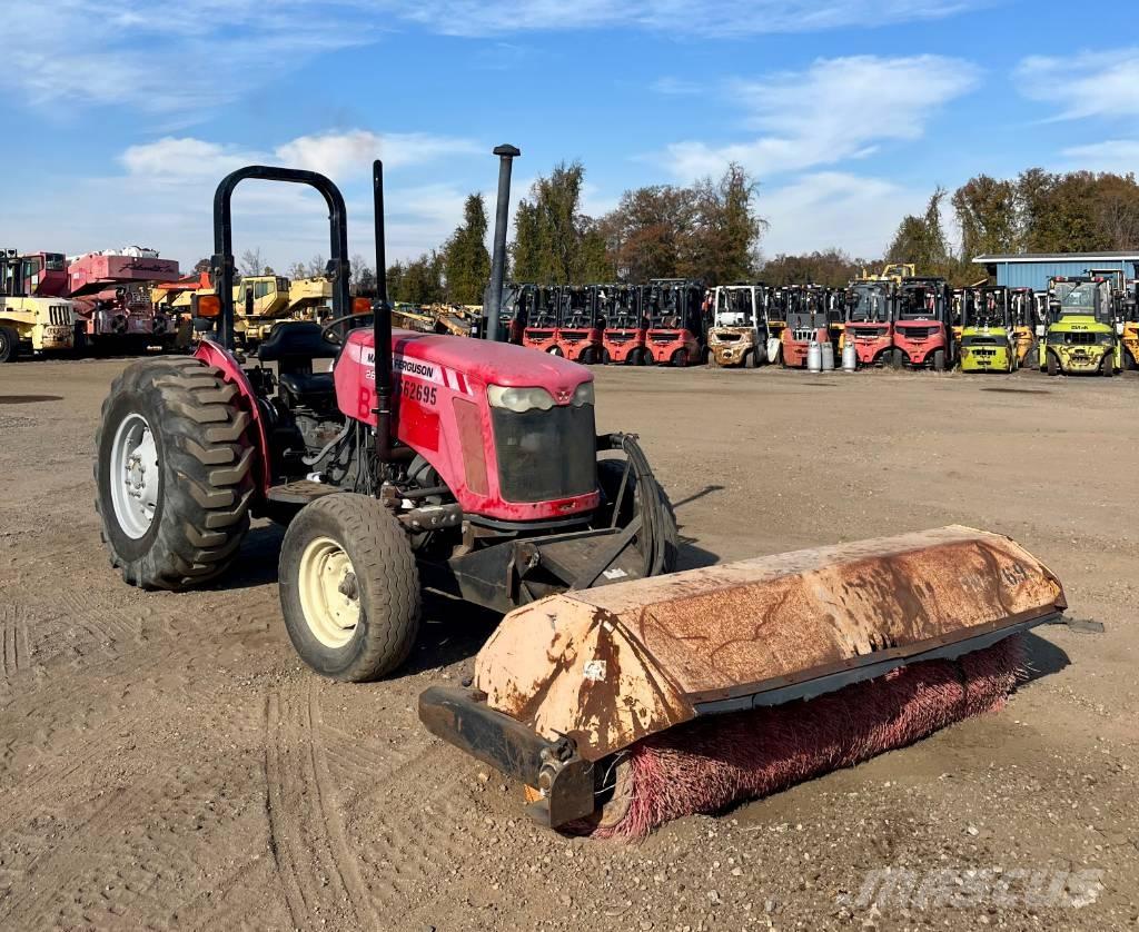 Massey Ferguson 2615 Traktorji
