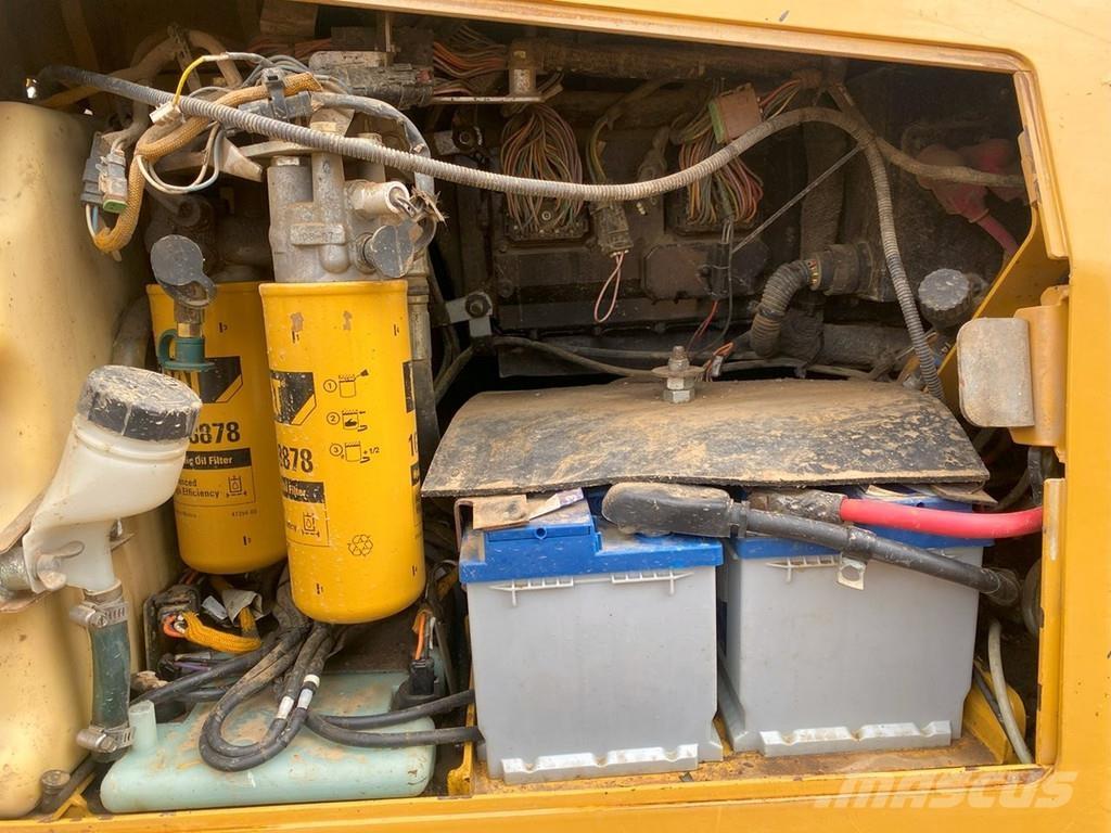 CAT D6 K LGP Buldožerji goseničarji