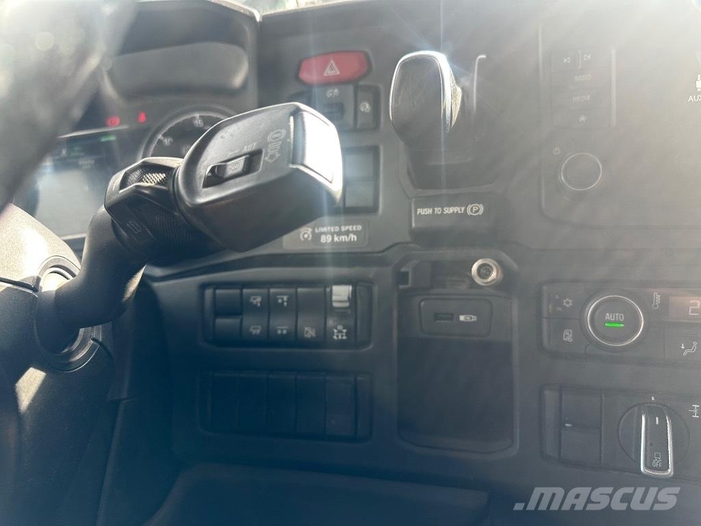 Scania P 370 6x2*4 Kotalni prekucni tovornjaki