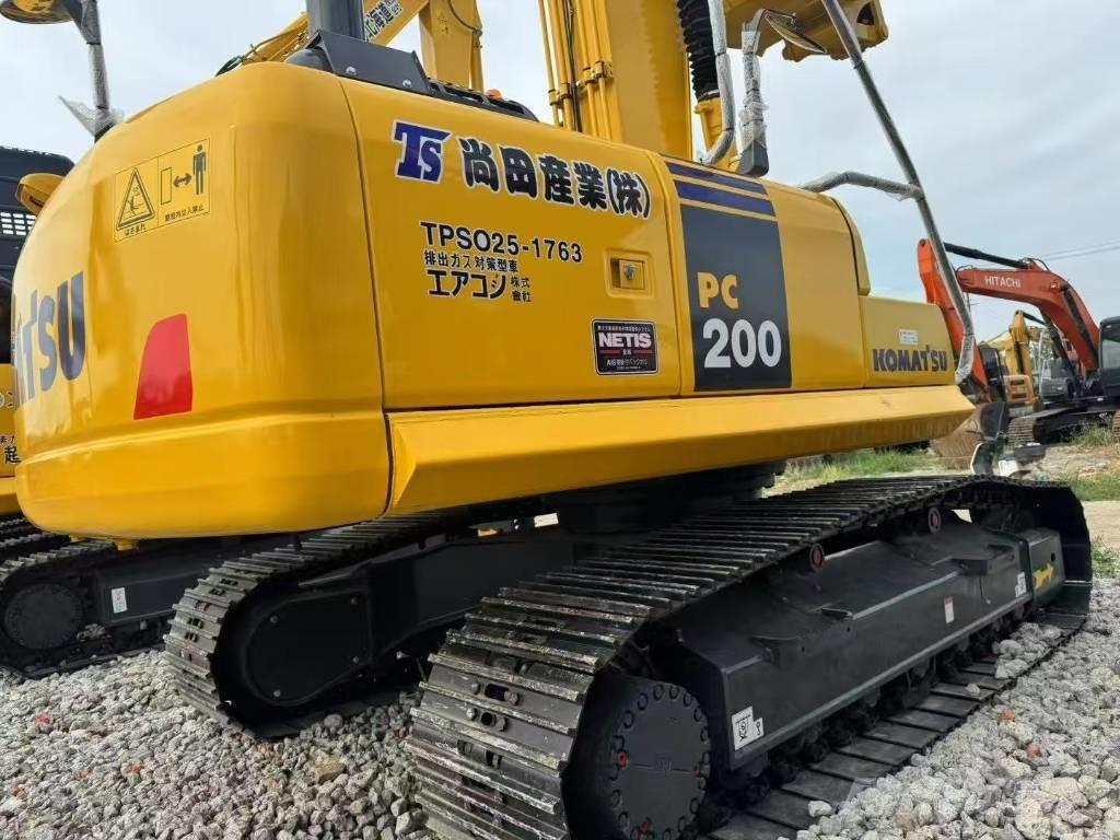 Komatsu 200-8 Bagri goseničarji