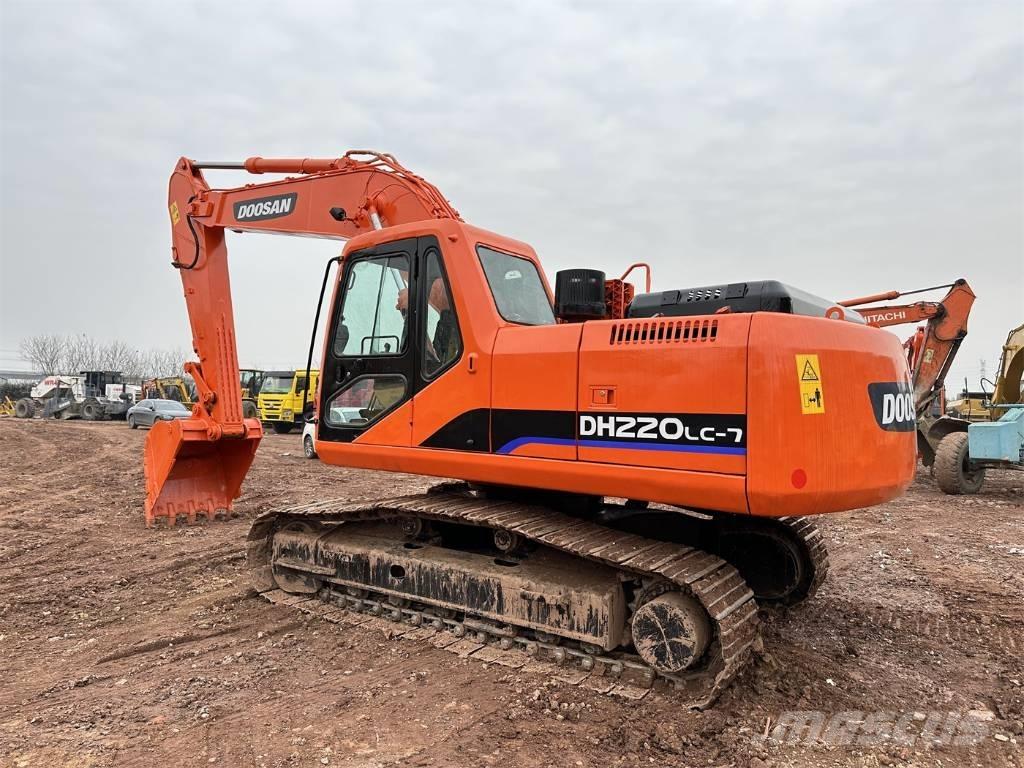 Doosan DH220-7 Bagri goseničarji