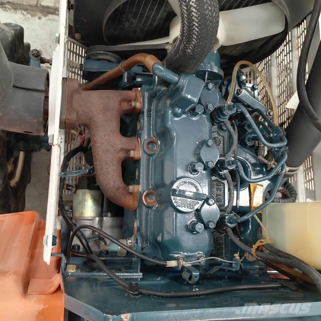 Kubota B 1402 Traktorji