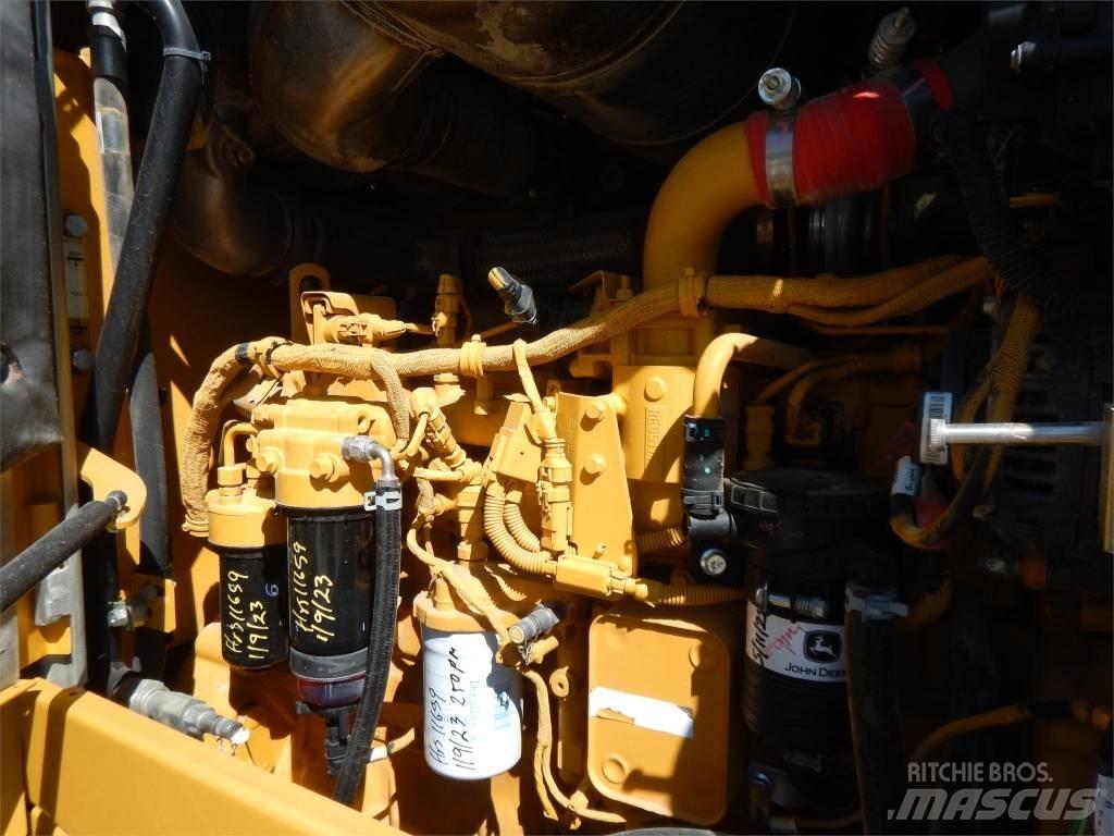 John Deere 544KII Kolesni nakladalci