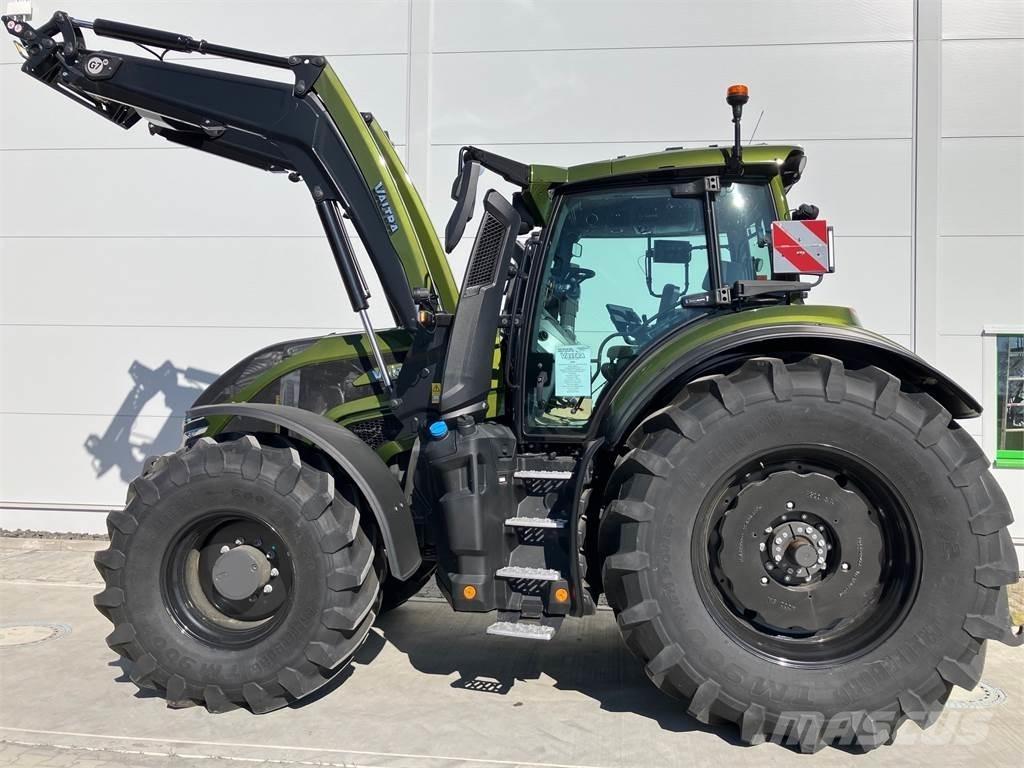 Valtra Q 285 Traktorji