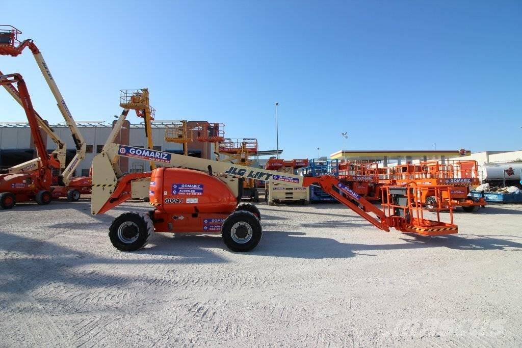 JLG 600 AJ Zglobne dvižne ploščadi