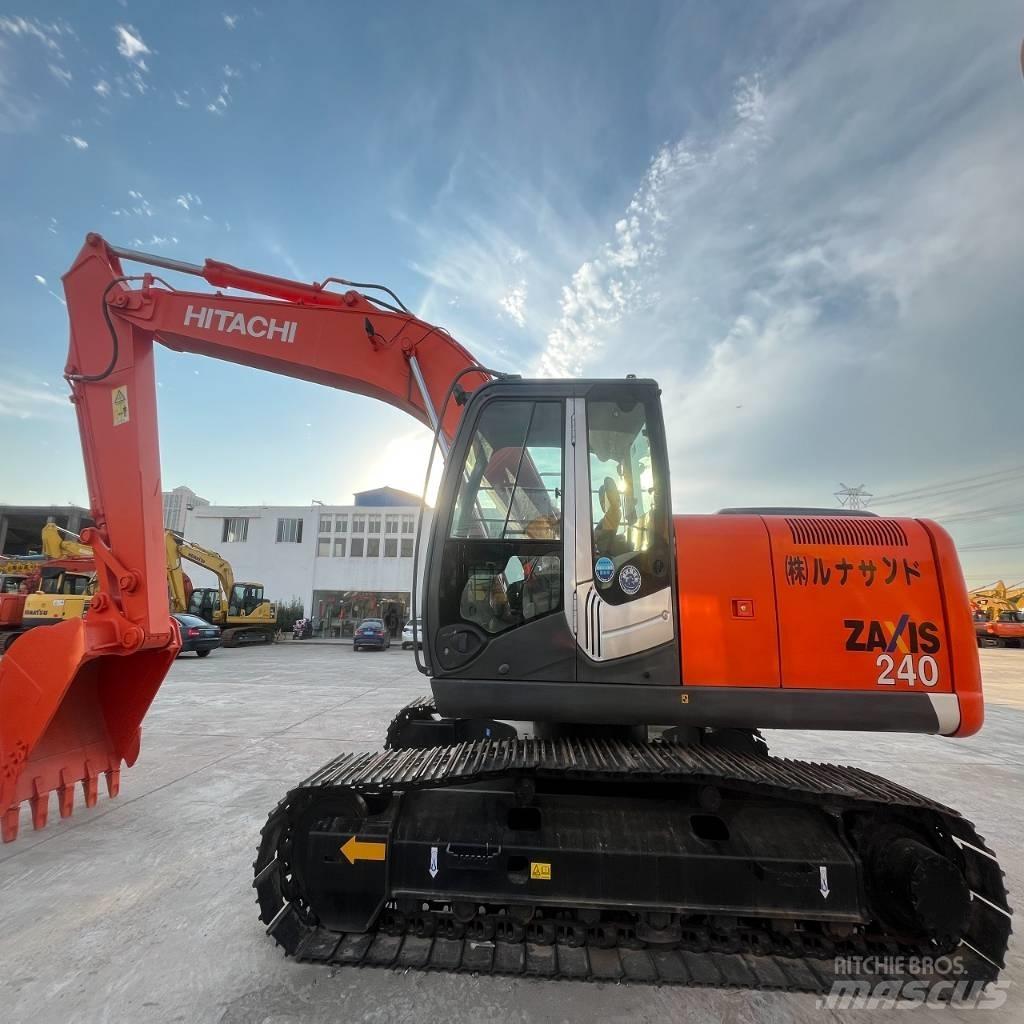 Hitachi ZX 240 Bagri goseničarji
