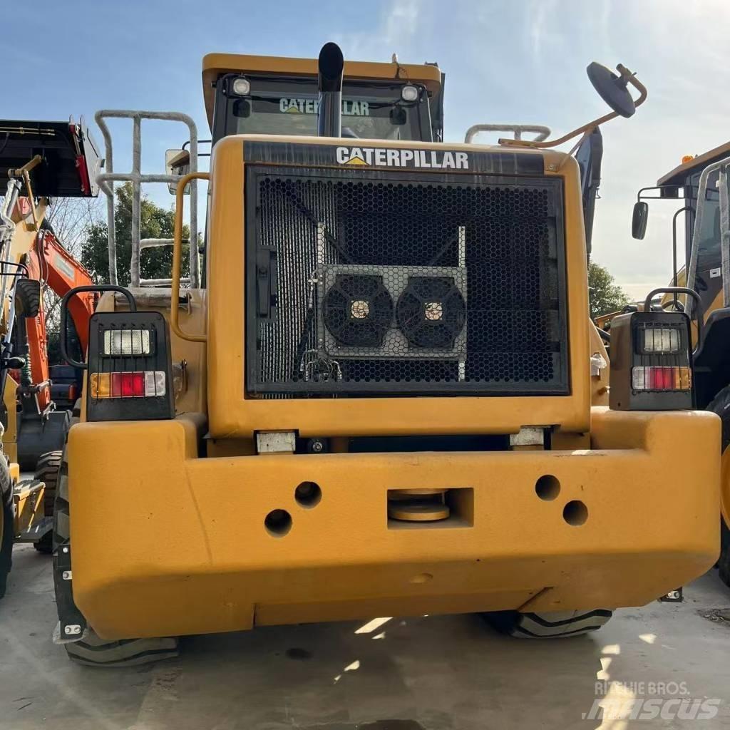 CAT 966 H Kolesni nakladalci