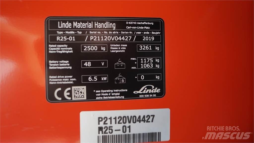 Linde R25 Viličarji s pomičnim teleskopom