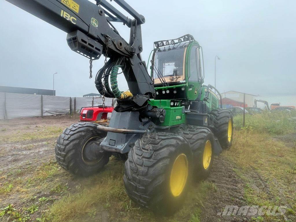 John Deere 1170G Harvesterji