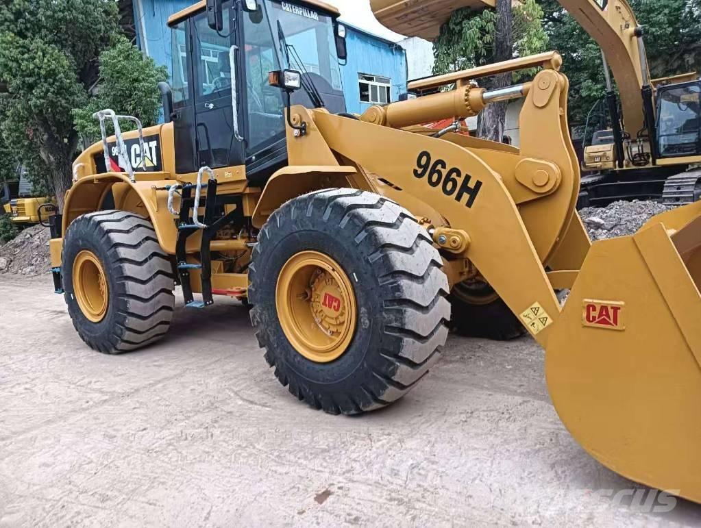 CAT 966H Kolesni nakladalci