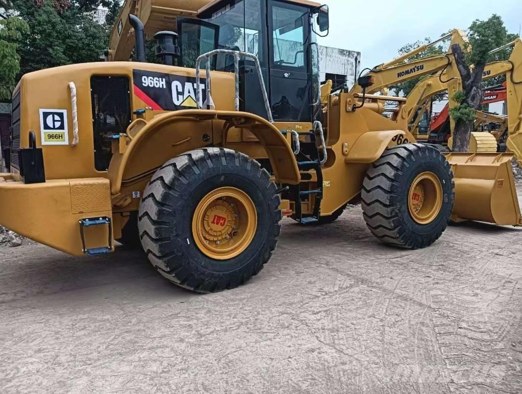 CAT 966H Kolesni nakladalci