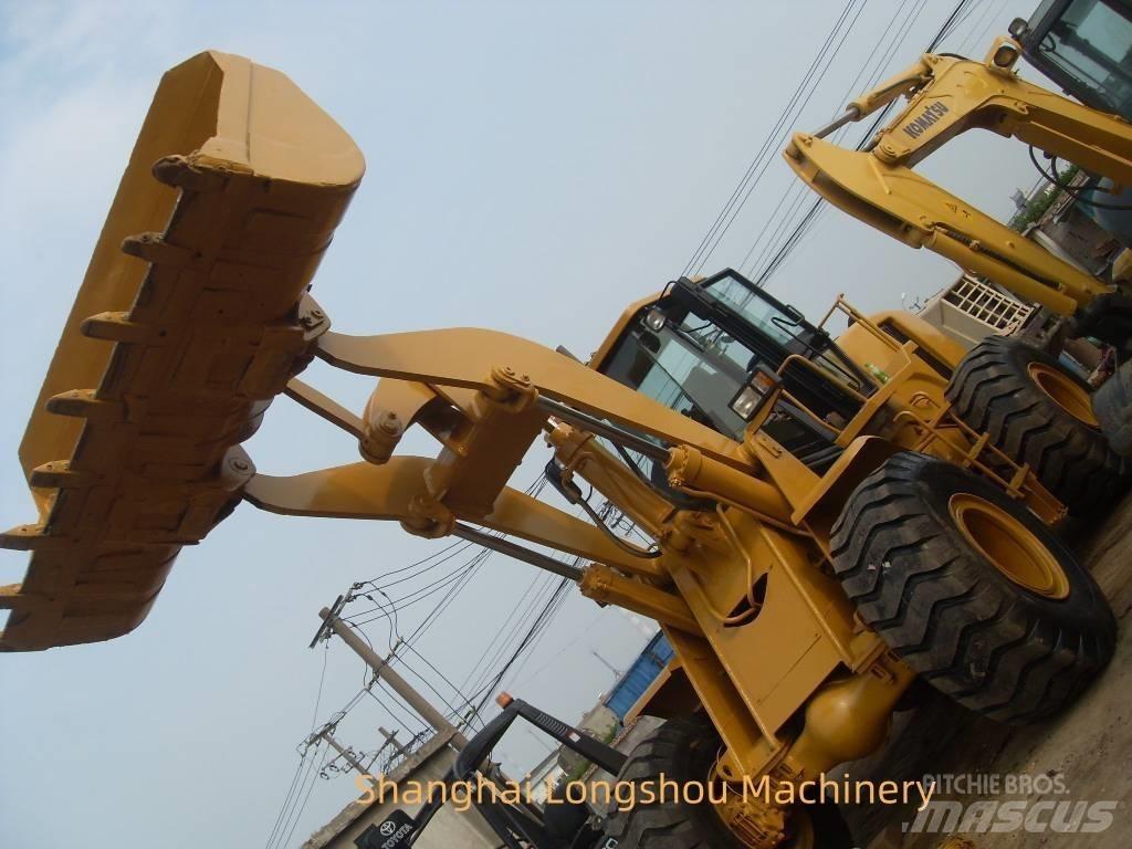 CAT 966 G Kolesni nakladalci