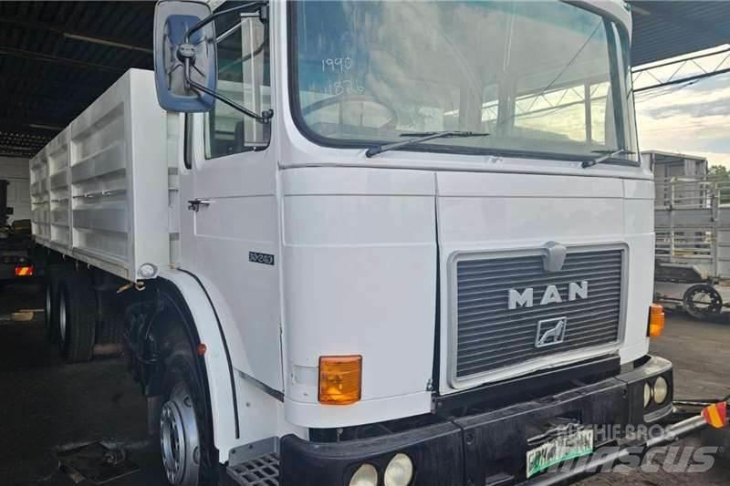 MAN 30-240 Drugi tovornjaki