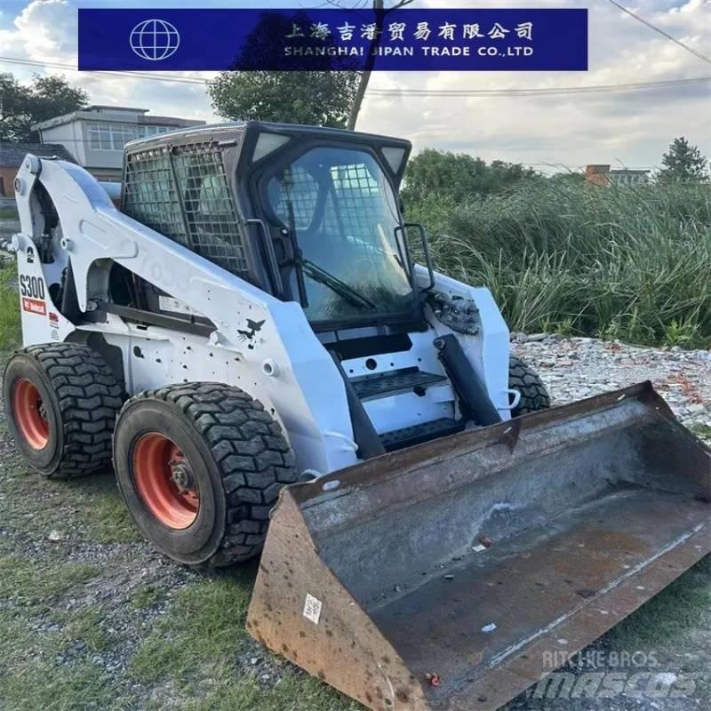 Bobcat s 300 Skid steer mini nakladalci