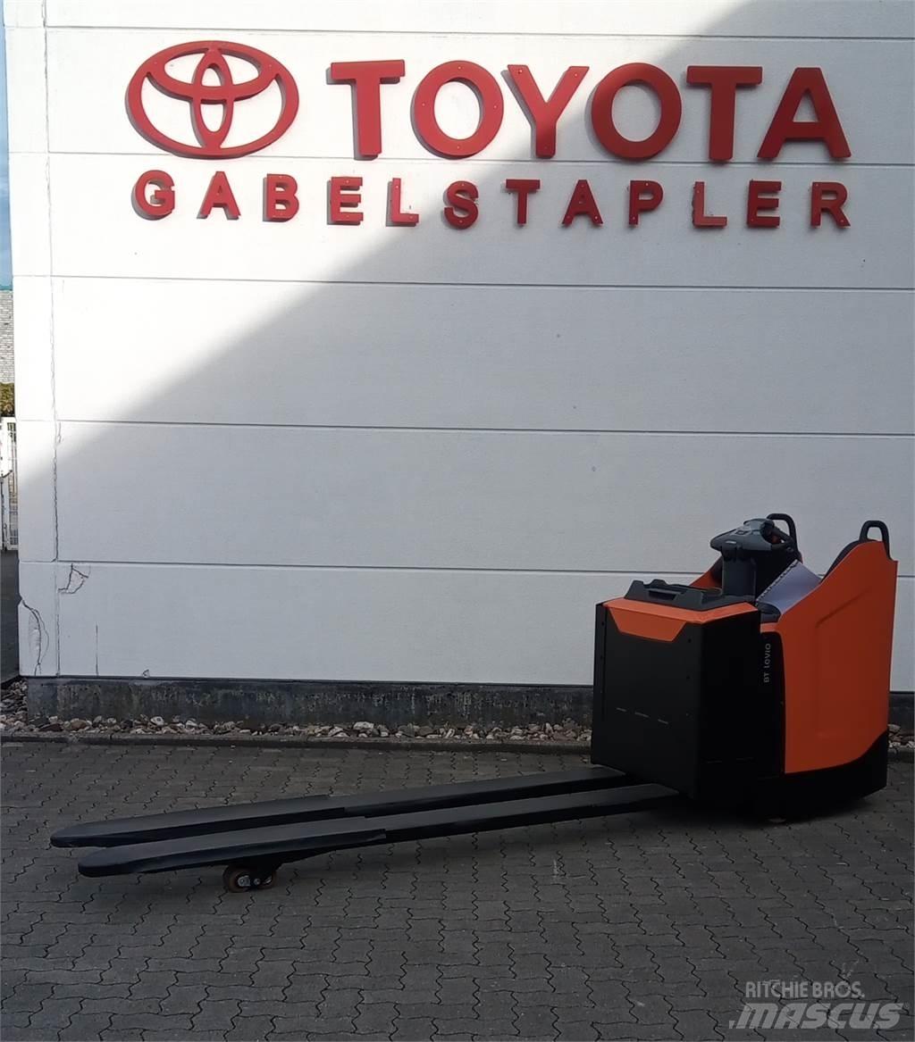 Toyota LPE 250 Električni nizko dvižni viličar