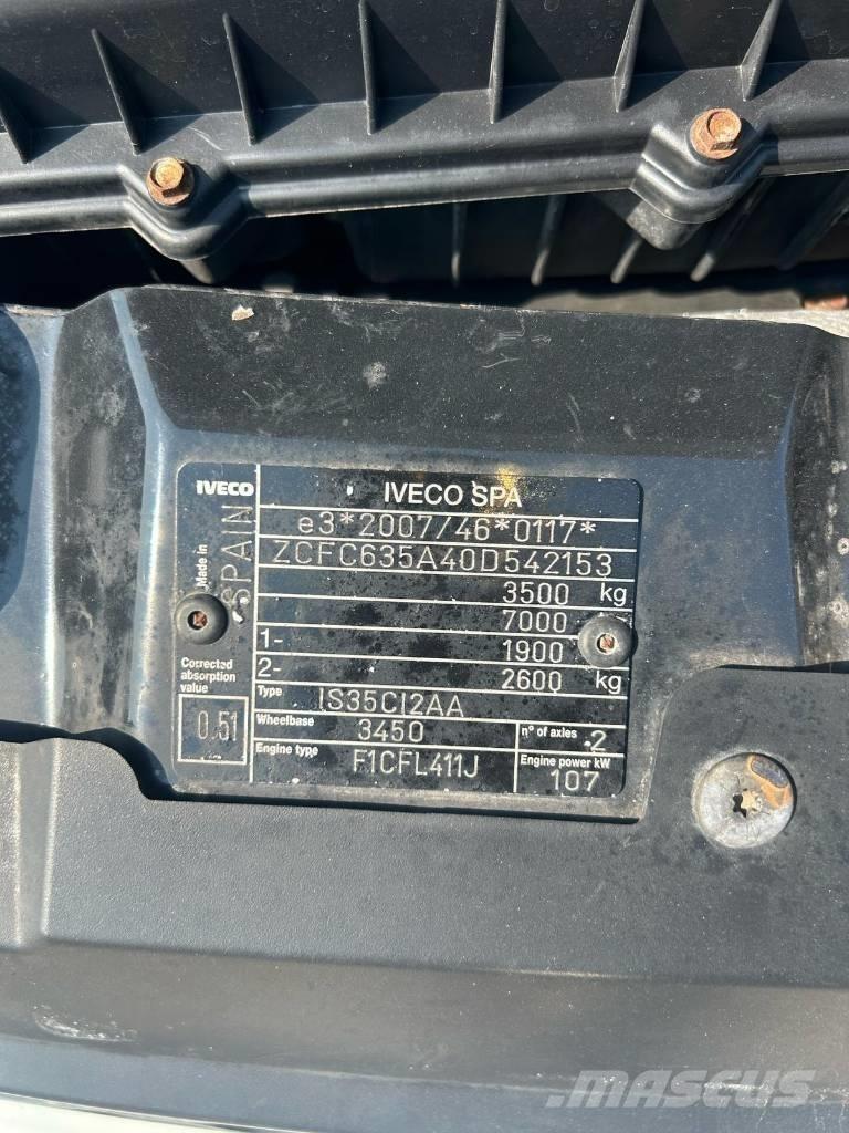 Iveco Daily 35-150 Tovornjaki z žerjavom