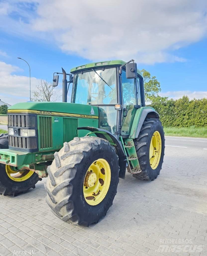 John Deere 6800 Traktorji