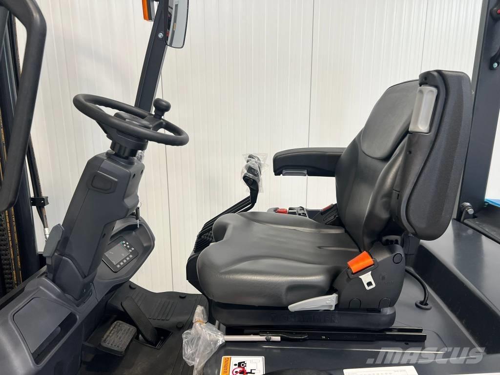 Bobcat B35NS Električni viličarji