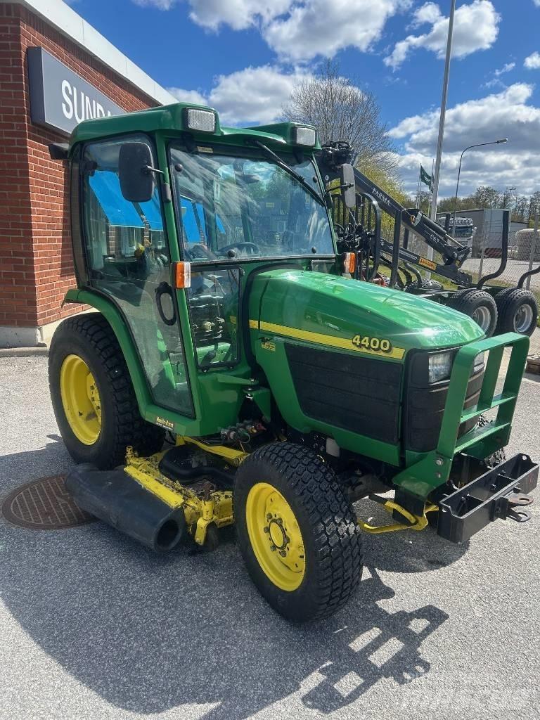 John Deere 4400 Manjši traktorji