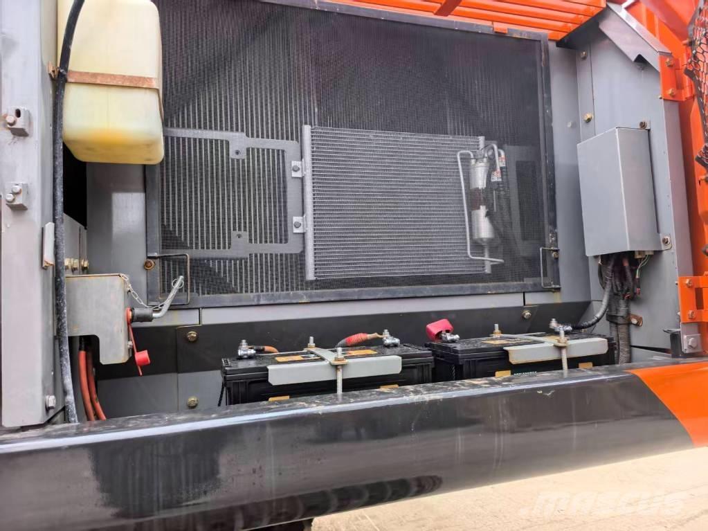 Hitachi zx350-5g Bagri goseničarji