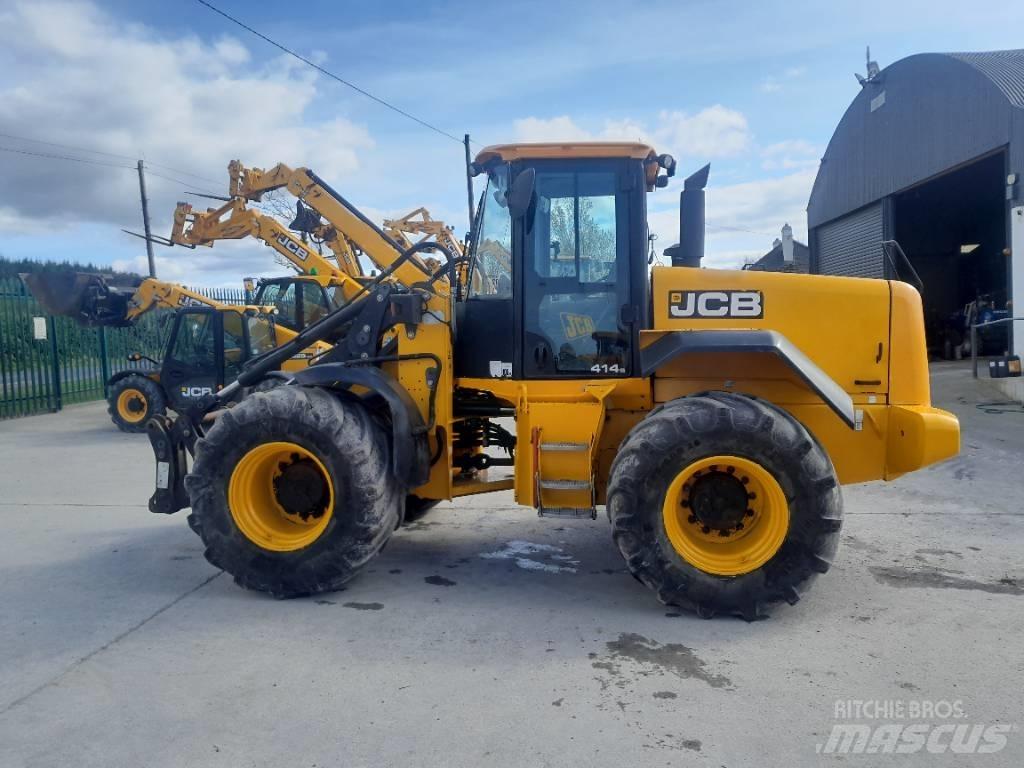JCB 414 Kmetijski teleskopski nakladalci