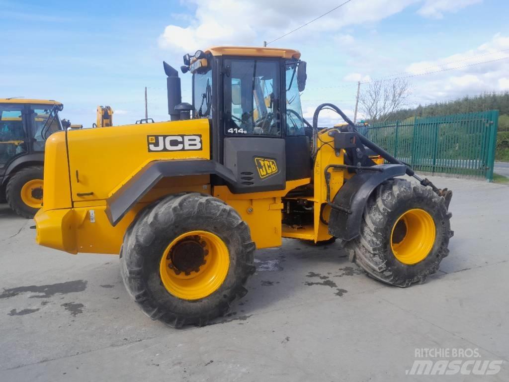 JCB 414 Kmetijski teleskopski nakladalci
