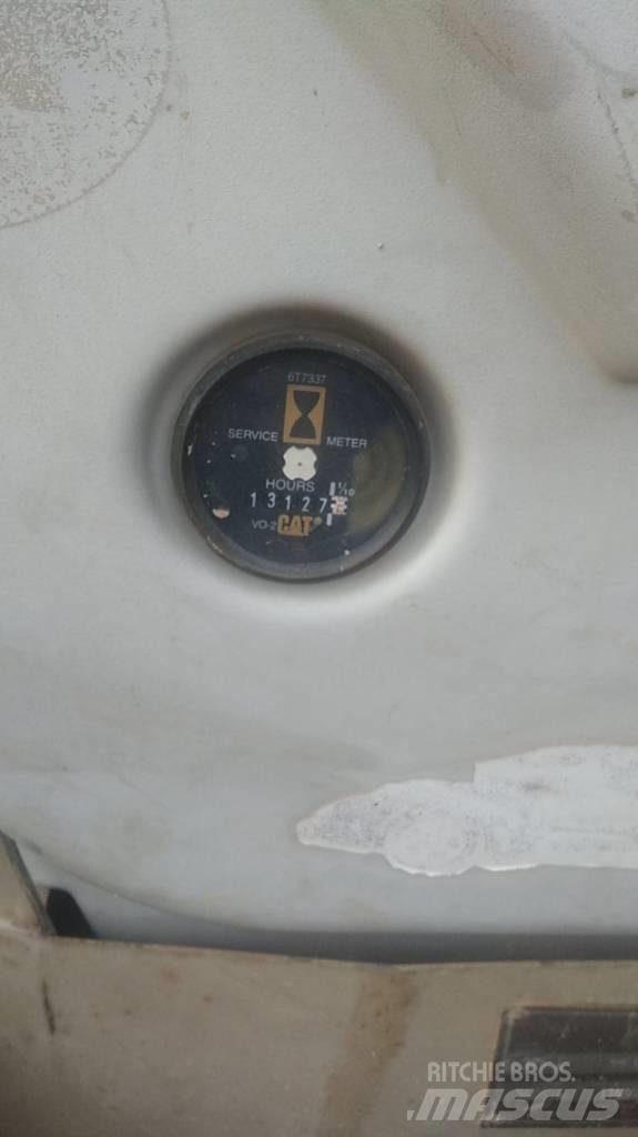 CAT 375 L ME Bagri goseničarji