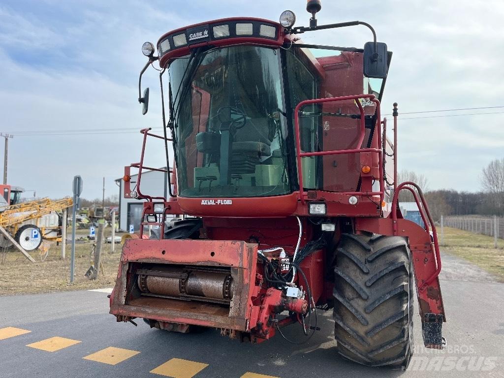 Case IH 2388 Kombajni