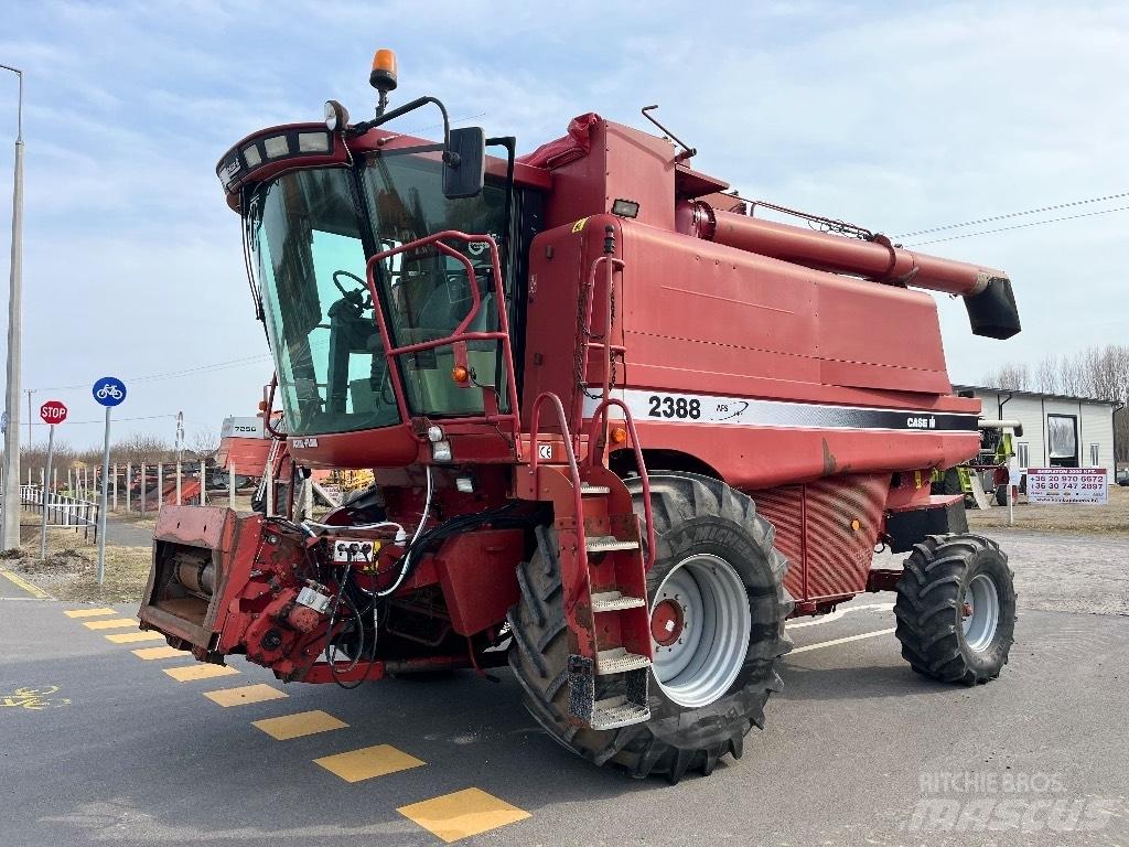 Case IH 2388 Kombajni