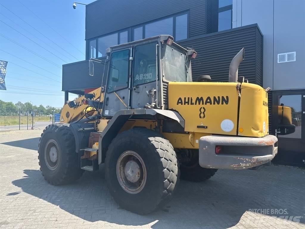 Ahlmann AZ 210 Kolesni nakladalci