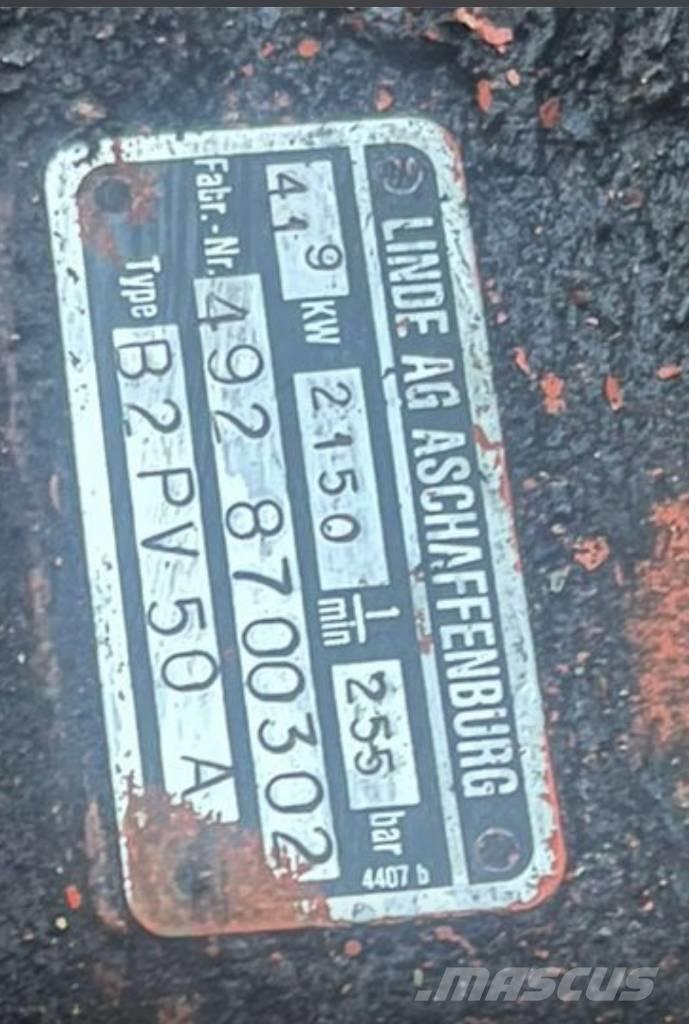 Atlas 1302 E Bagri na kolesih