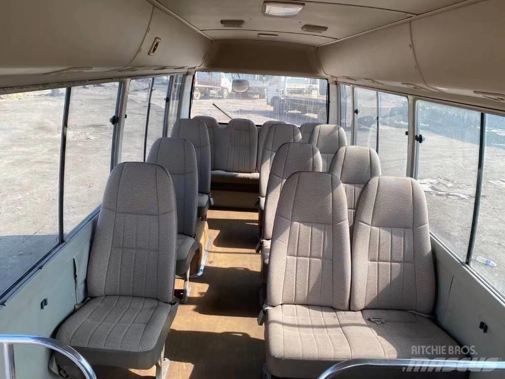 Toyota Coaster Bus Mini avtobusi