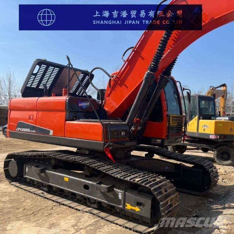 Doosan DX 225 Bagri goseničarji