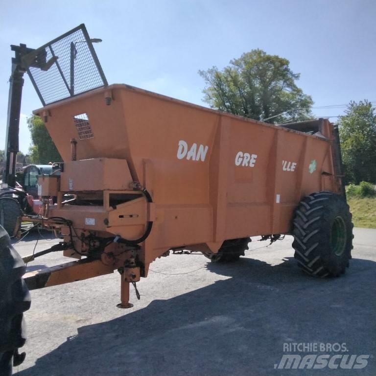 Dangreville EV 10 B1 Trosilniki gnoja
