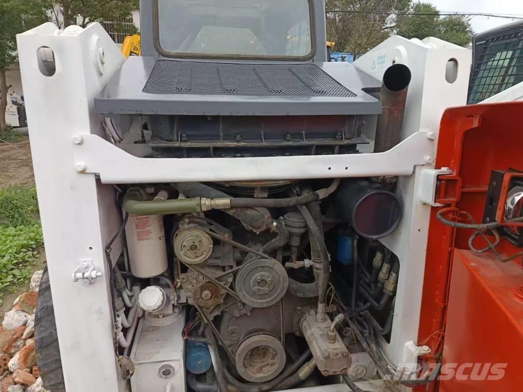 Bobcat S 590 Skid steer mini nakladalci