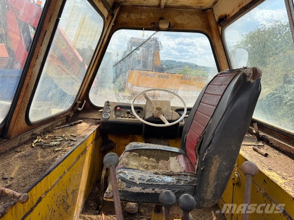 JCB 3 C II Rovokopači