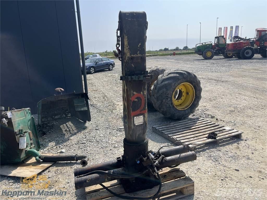  TJ LOGLIFT F71 Žerjavi za debla