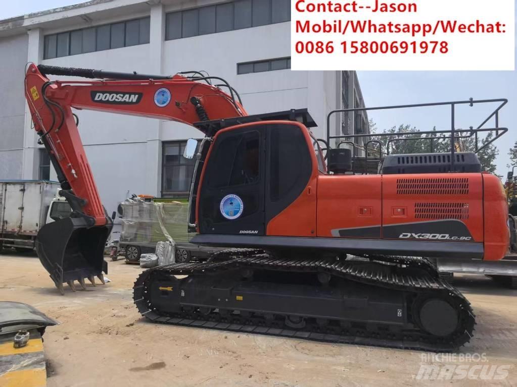 Doosan DX 300 LCA Bagri goseničarji
