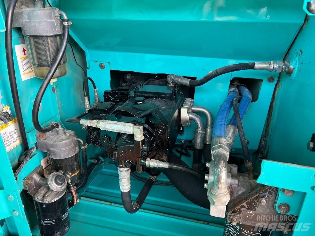 Kobelco SK 200-8 Bagri goseničarji
