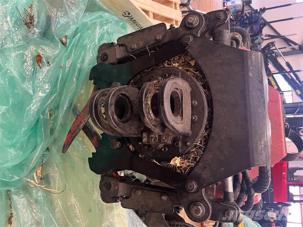 Komatsu C93 Glave za kombajne