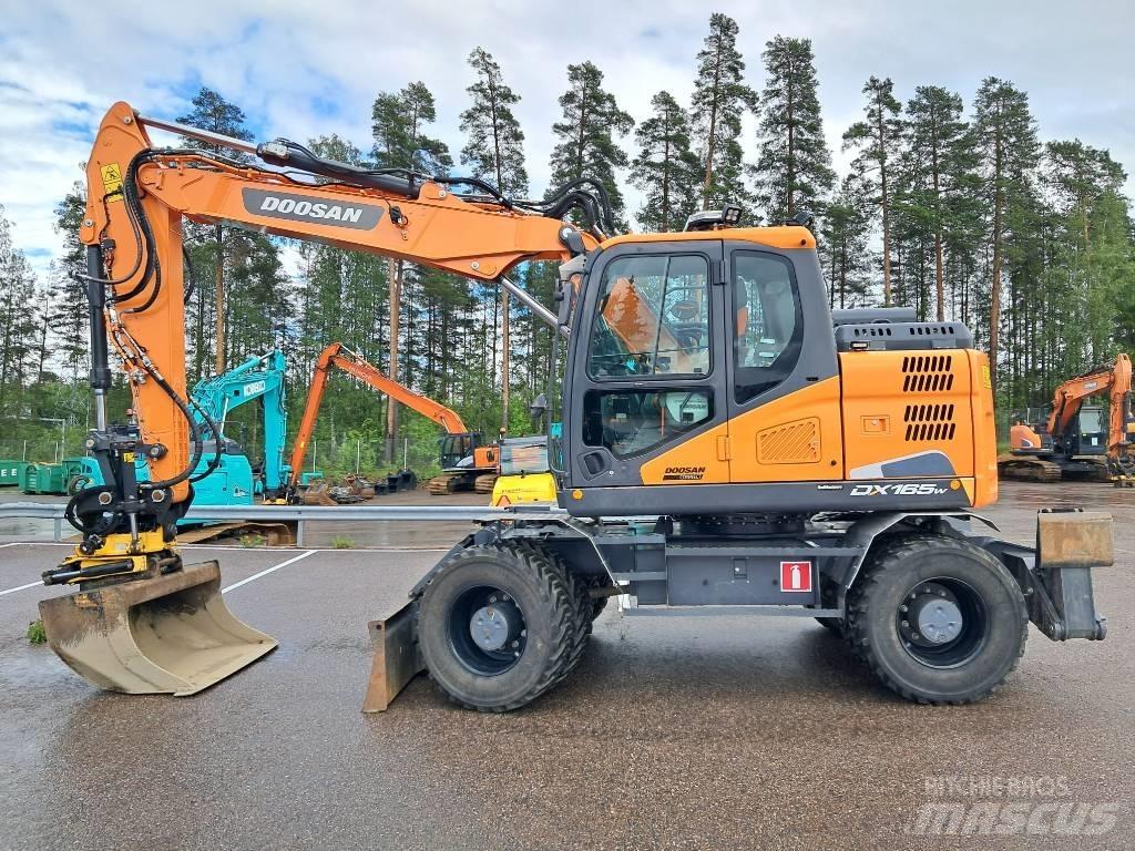 Doosan DX 165 W-5 Bagri na kolesih