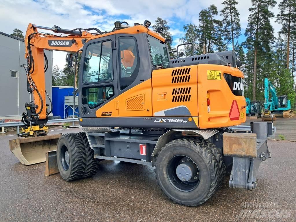 Doosan DX 165 W-5 Bagri na kolesih